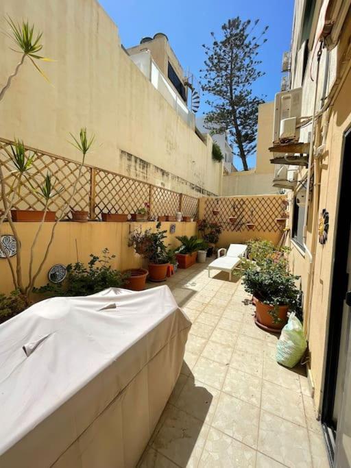 Lovely, Modern, Bright Maisonette. Heart Of Sliema Exteriér fotografie